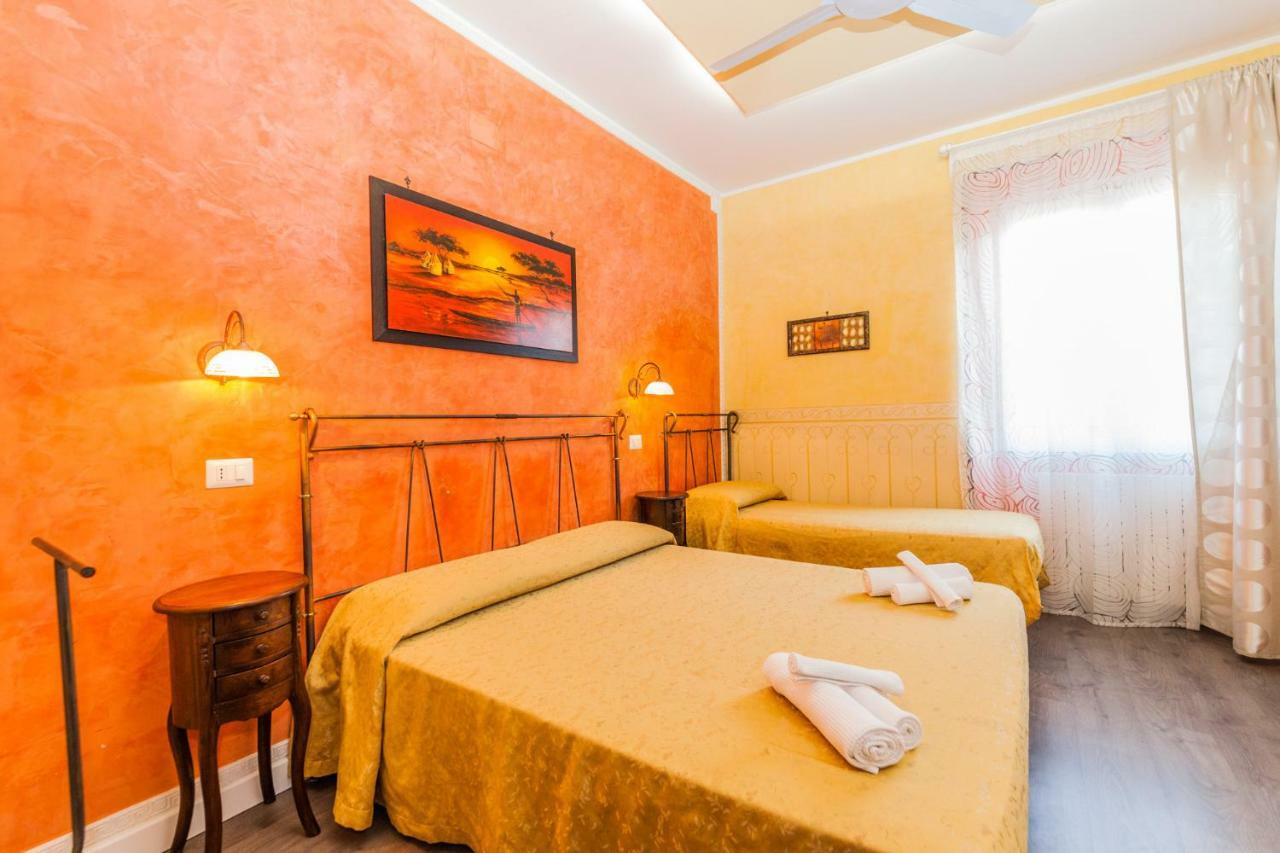 Della Corte 3*